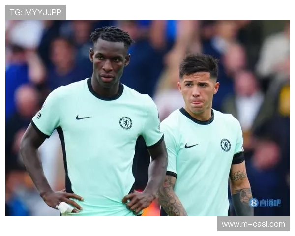 罗德里斯中场控制力下滑，曼城多线作战显疲态